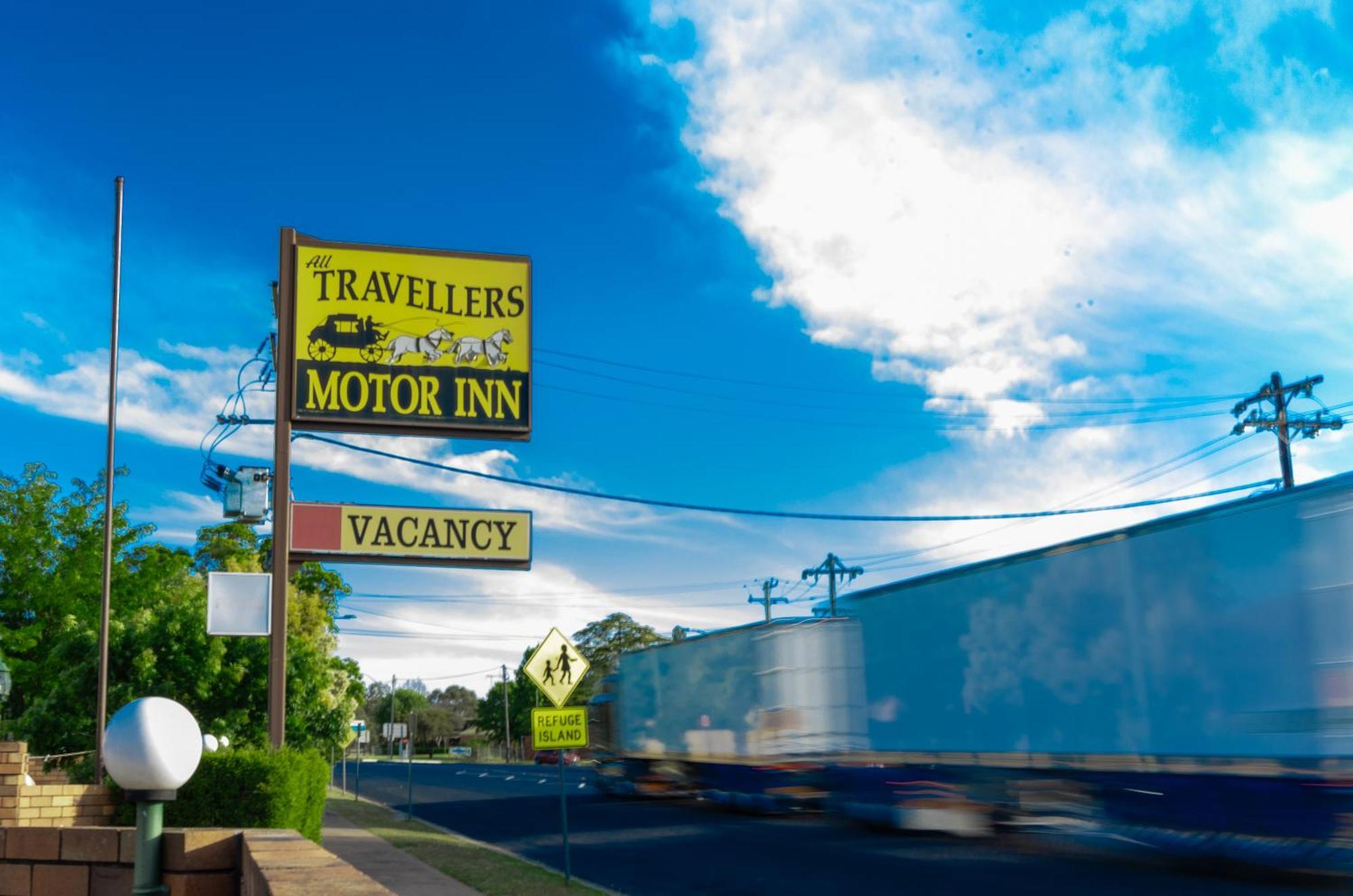 All Travellers Motor Inn Coonabarabran Exterior photo